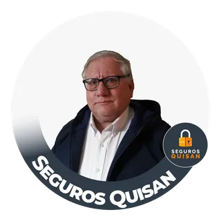 Juan Silva, Gerente Técnico — Adm. Empresas, Egr. Derecho